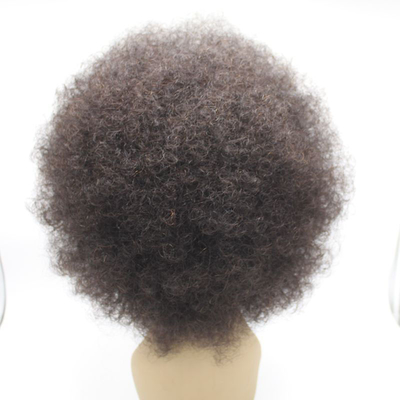 Tamanho do chapéu Tamanho médio Afro Kinky Peruca encaracolada com flecos e individualidade