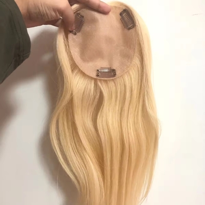 Topper 100% de cabelo humano para mulheres Toupee base de seda natural em estilo reto